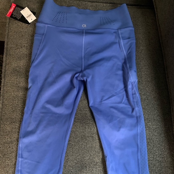 3/4 length workout tights - Picture 3 of 3